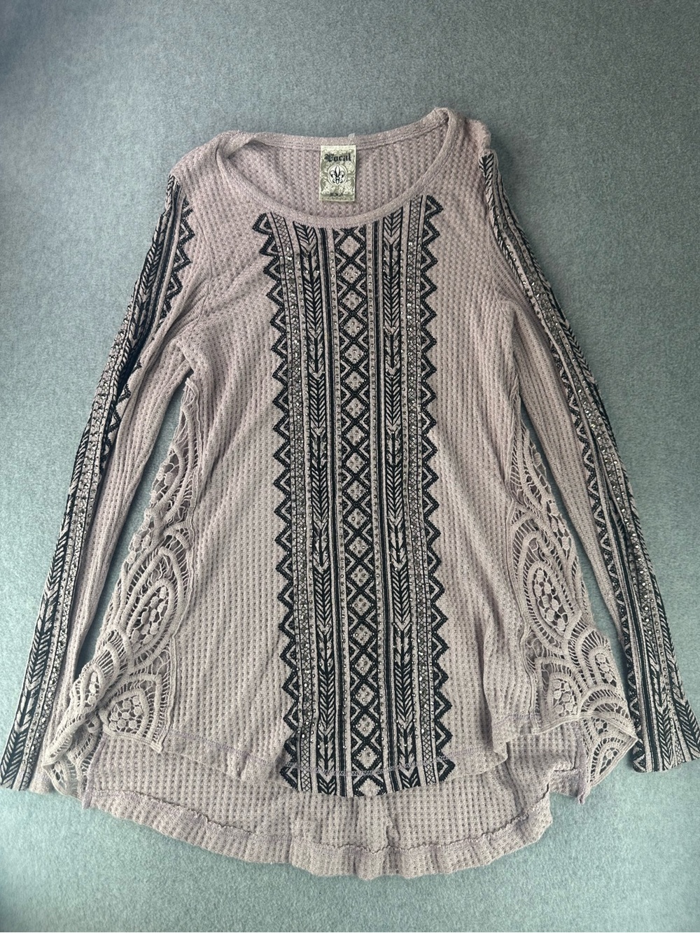 Vocal USA Boho Studded Rhinestone Waffle Knit Tunic Top Size Medium Crochet Lace